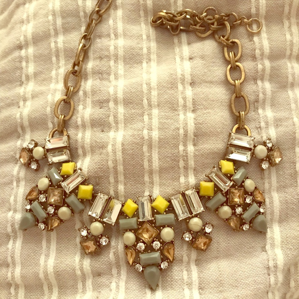 Statement necklace